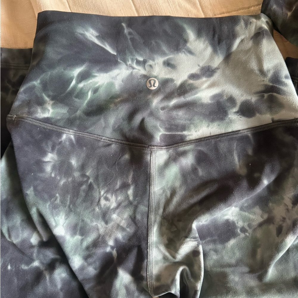 Lululemon diamond dye align set - Picture 6 of 10